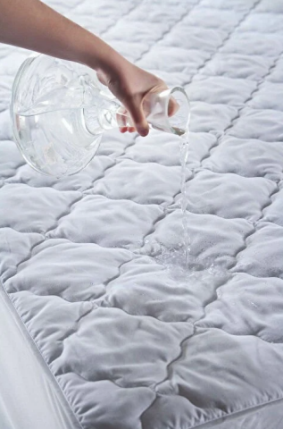 DOQU COMFYLİNE SIVI GEÇİRMEZ FİTTED ALEZ