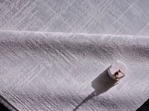 GÜMÜŞSUYU VENİTA 11961 HALI BEYAZ